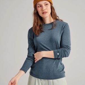 Women’s Blue Long Sleeve T-Shirt